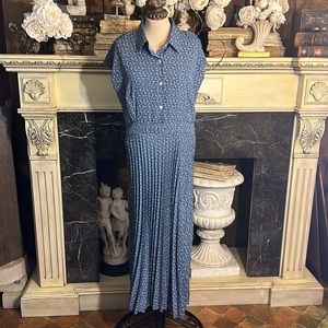 SALE!!!!!    Blue tiny floral print button front pleated skirt maxi dress